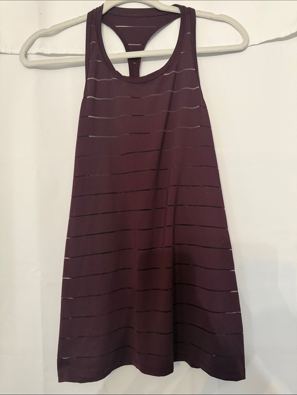 Athleta Max Out Chi Tank Top